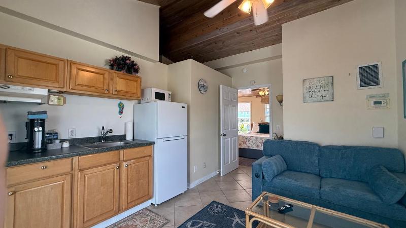 Manatee Bay Inn - image 39