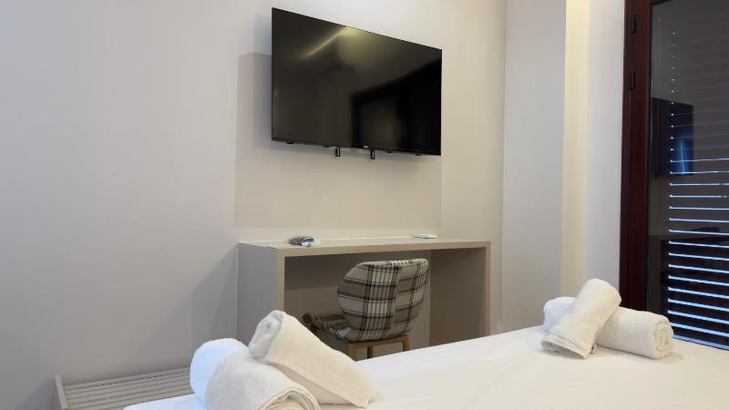 Eden Rooms - image 16