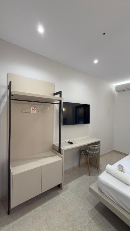 Eden Rooms - image 14