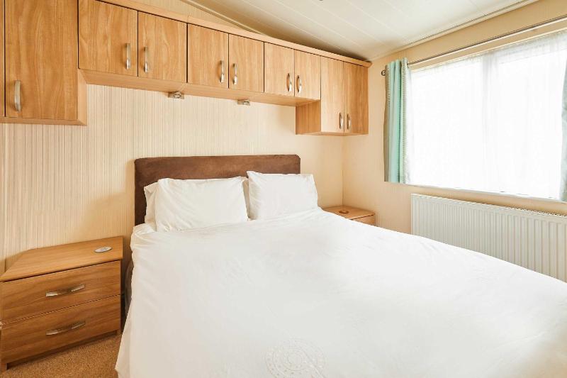Host & Stay - Pine View - image 24