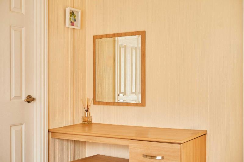 Host & Stay - Pine View - image 19