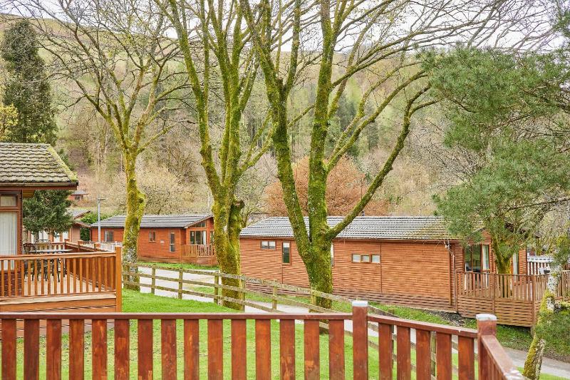 Host & Stay - Pine View - image 30