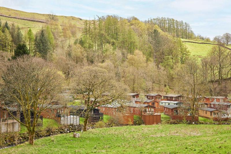 Host & Stay | Pine View - image 17