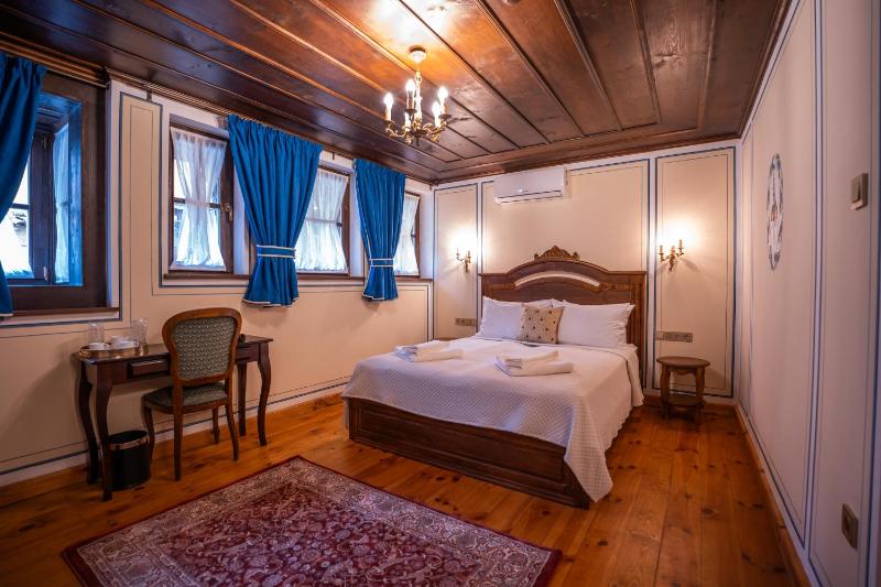 RAHAT Guest House in Old Town - Free Private Parking - image 33