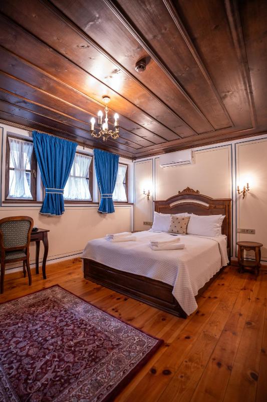 RAHAT Guest House in Old Town - Free Private Parking - image 30
