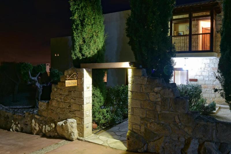 Three-Bedroom Villa image 2