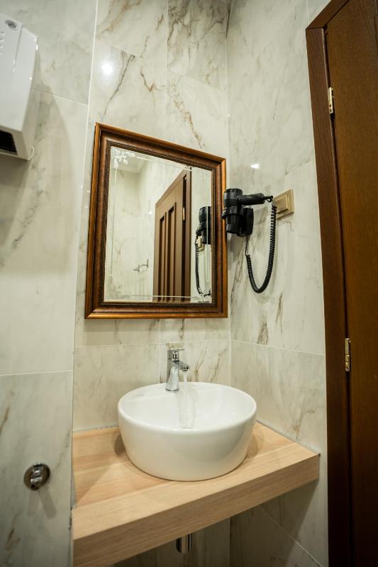 RAHAT Guest House in Old Town - Free Private Parking - image 41