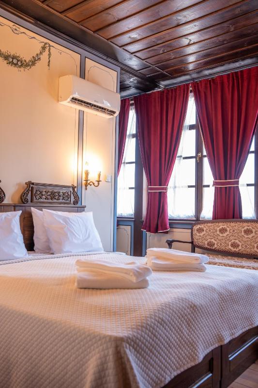 RAHAT Guest House in Old Town - Free Private Parking - image 28