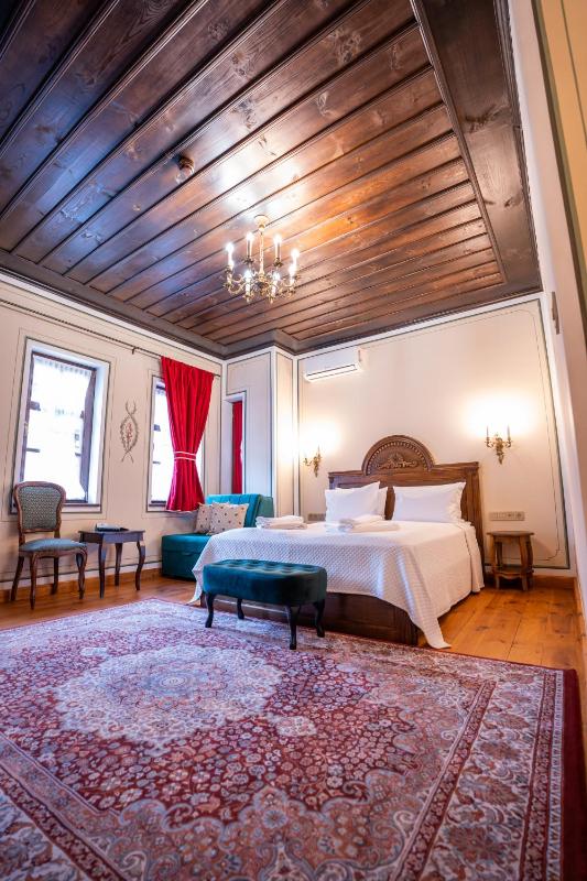 RAHAT Guest House in Old Town - Free Private Parking - image 43