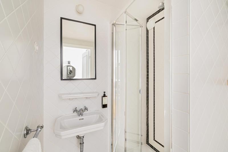Hotel Rendez-Vous Batignolles - image 11