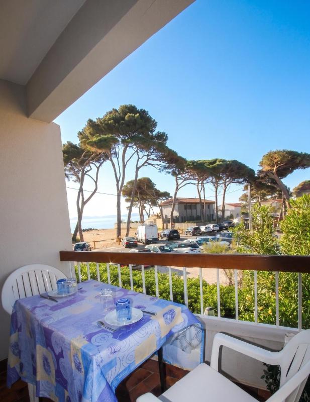 Studio Cosy Les Goélettes vue mer - image 1