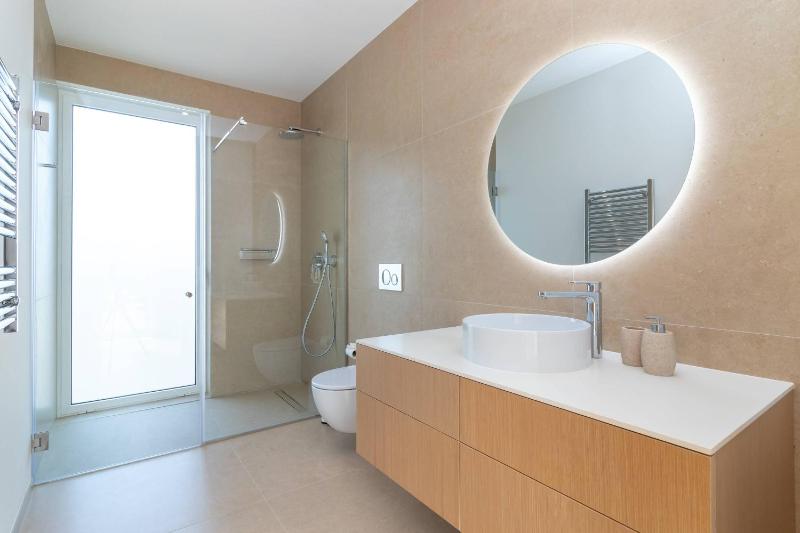 Villa Dolcevita Modern Villa with Private Pool BBQ Near Carvoeiro - image 33