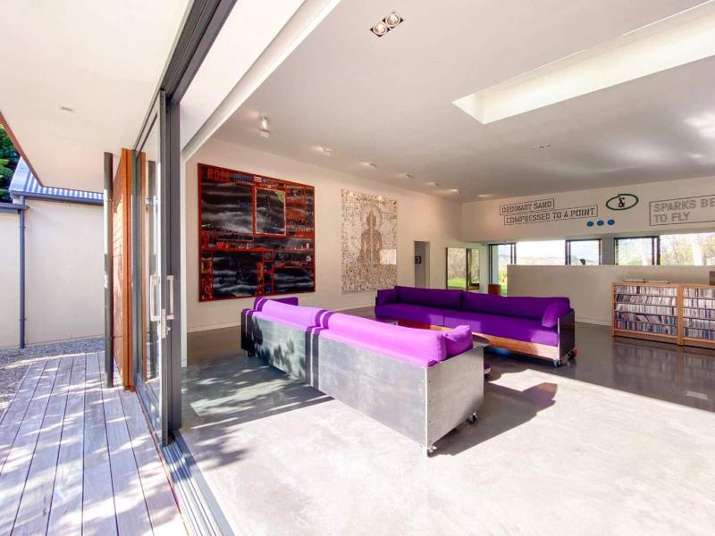 Art on Point Peaceful and Spacious Shotover Canyon - image 31