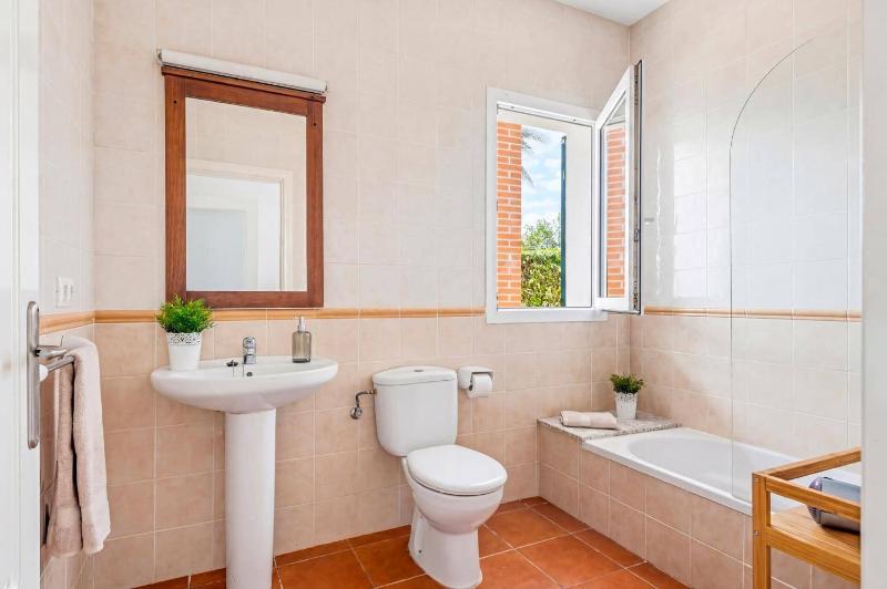 Villa Ondinas by Villa Plus - image 25