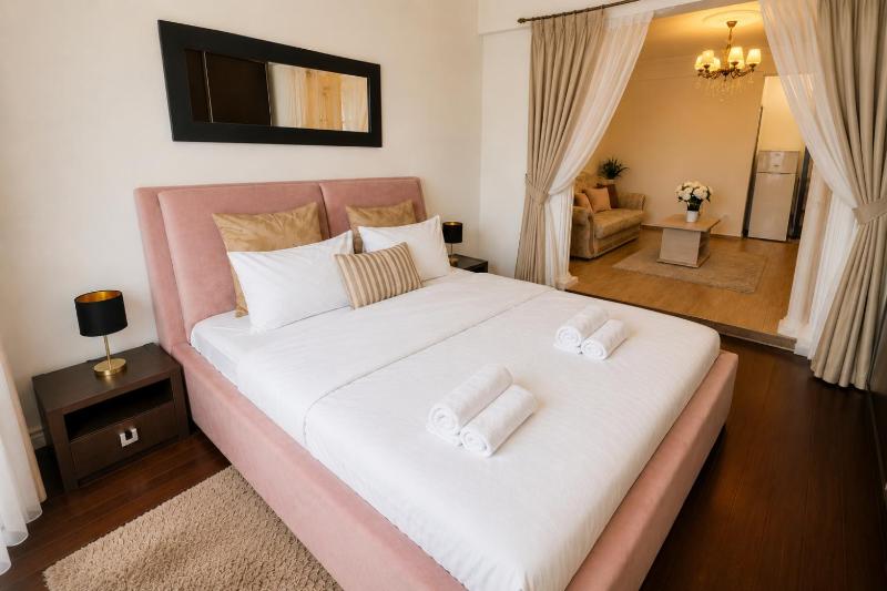 Baroq Central City Apartment - image 7