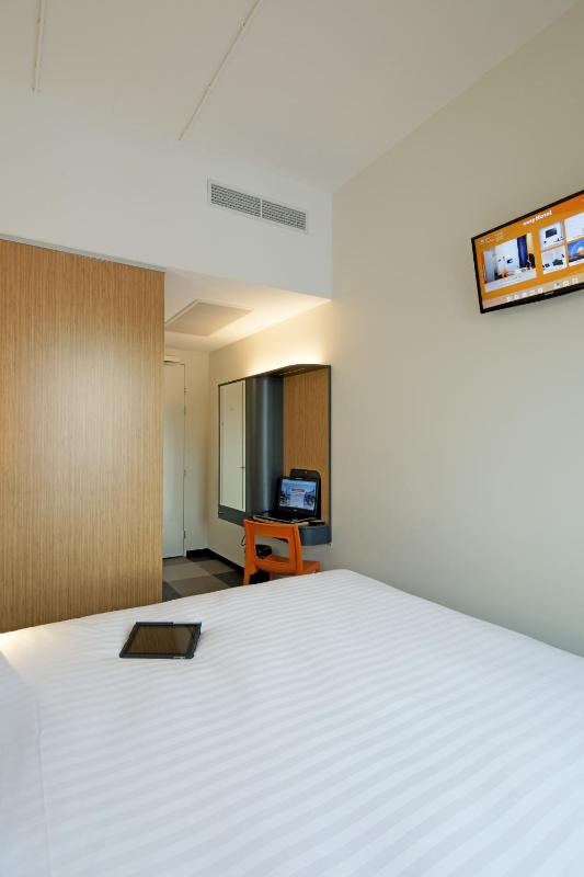 Superior Double Room image 3