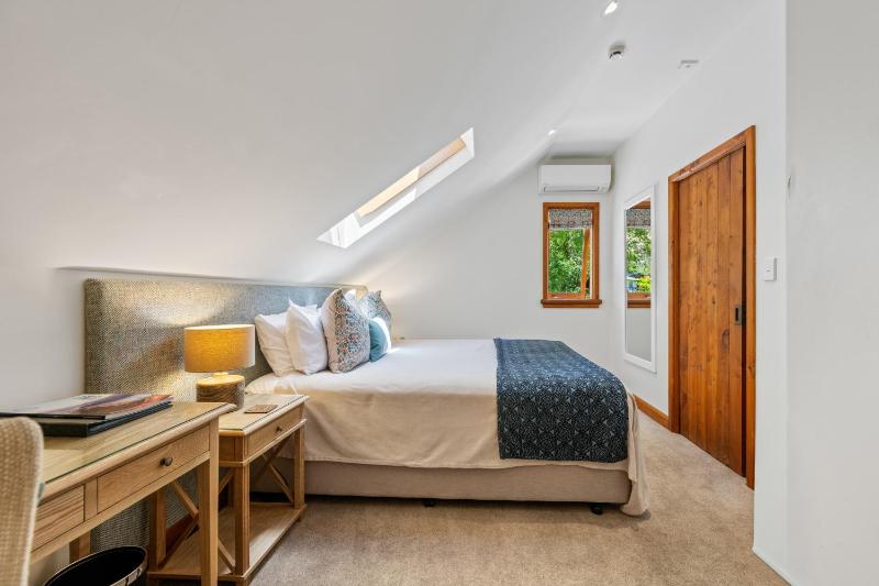 Wanaka Homestead Lodge & Cottages - image 30