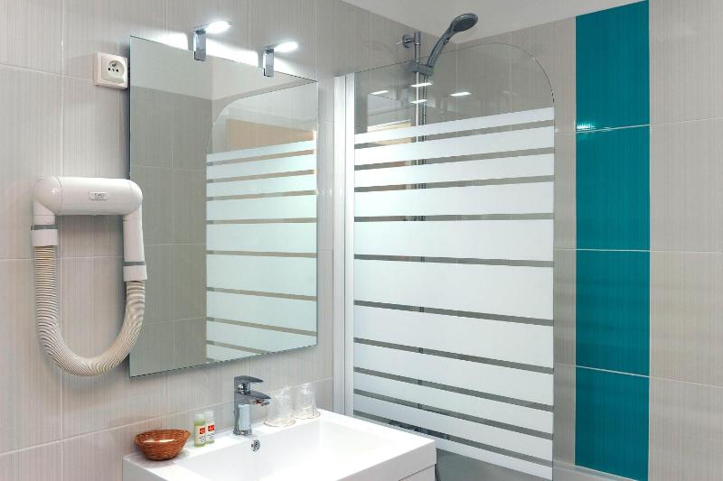 Twin or Double With Balcony With Sea View image 3