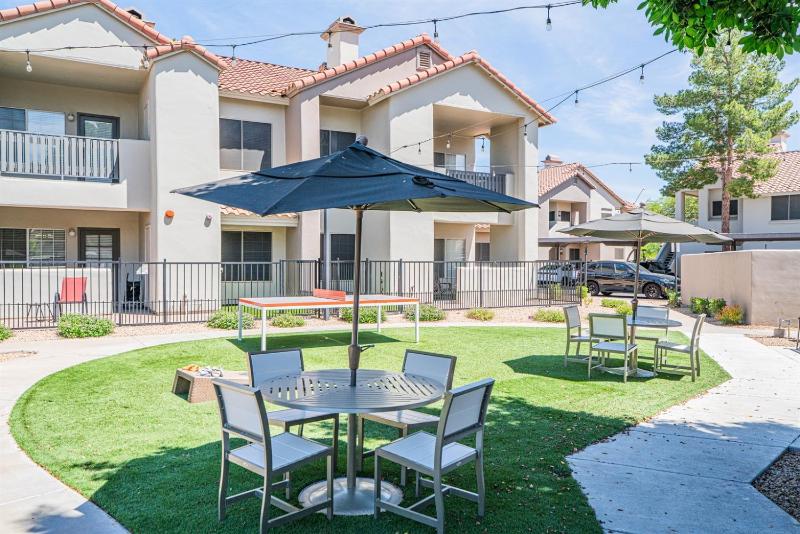 2BR TPC Retreat Near Mayo Clinic & Desert Ridge - image 9