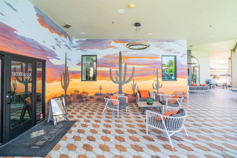 Golfers 2BR 2 Min to Dine & Shop Fully Stocked - image 9