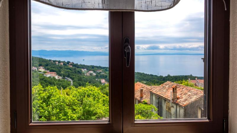 Apartment Dasa with pool by Villas Guide - image 10