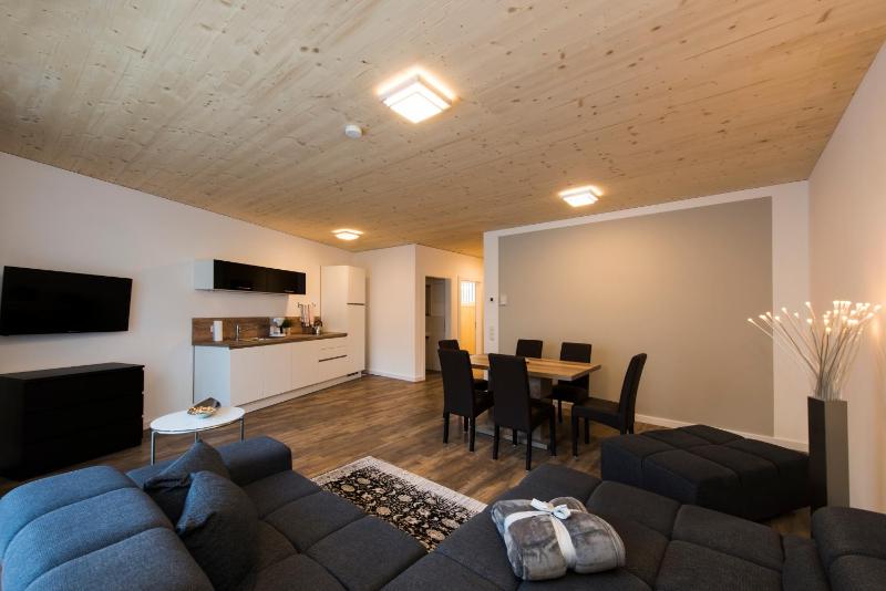 One-Bedroom Apartment - C1 image 2
