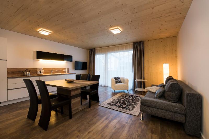 One-Bedroom Apartment - C2 image 4