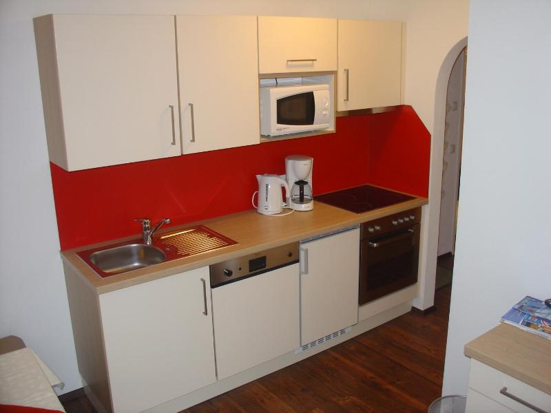 One-Bedroom Apartment image 3