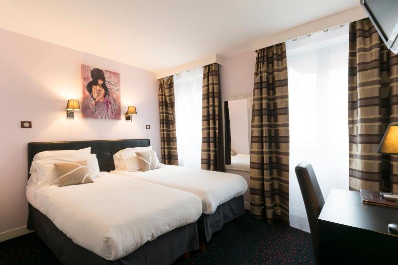 Twin Room with Shower image 1