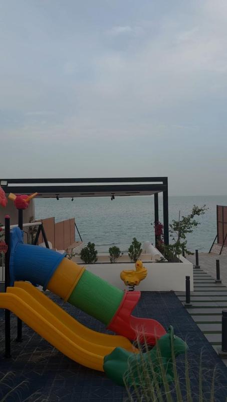 منتجع شاطئ الدانة Hus Chalet - image 32