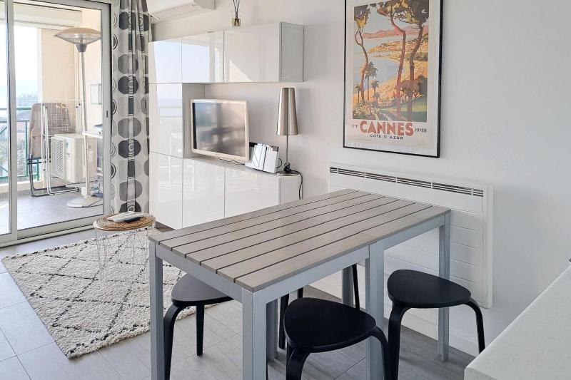 Apartment with AC terrace sea view swimming pool parking -BENAKEY - image 18