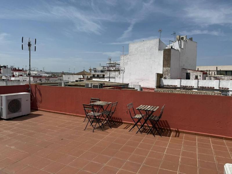 Ático con vistas en el centro de Sevilla - image 9