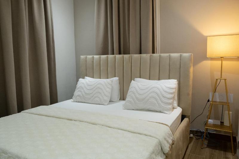 Cozy Stay at Paradigm Court - TseAddo - image 12
