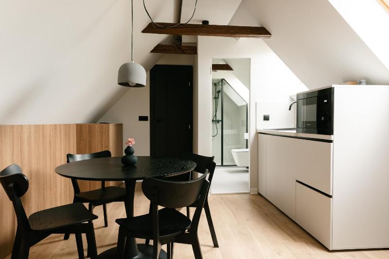 Flowers House Sibiu - image 39