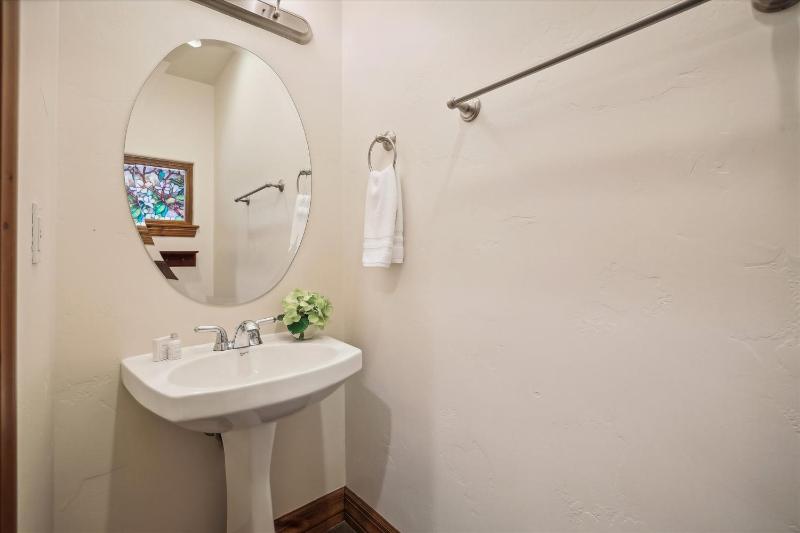 Highland Greens 25 Townhome in Breckenridge with a Private Hot Tub - image 34