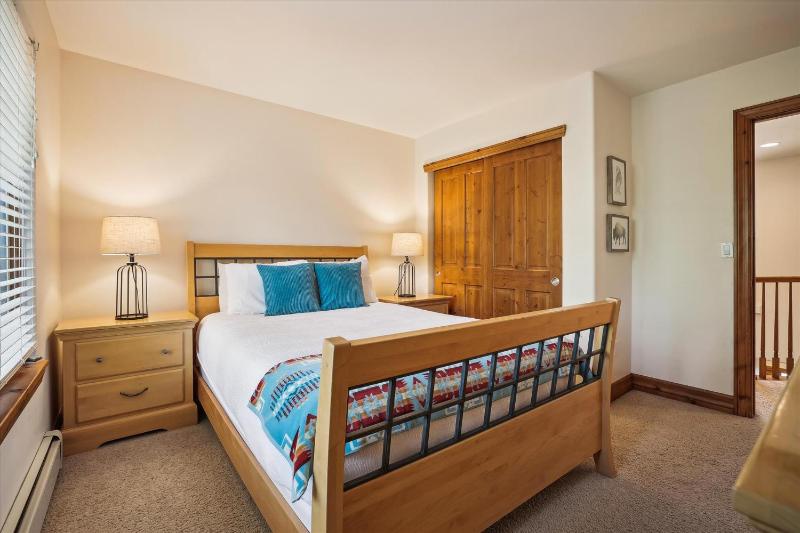 Highland Greens 25 Townhome in Breckenridge with a Private Hot Tub - image 15