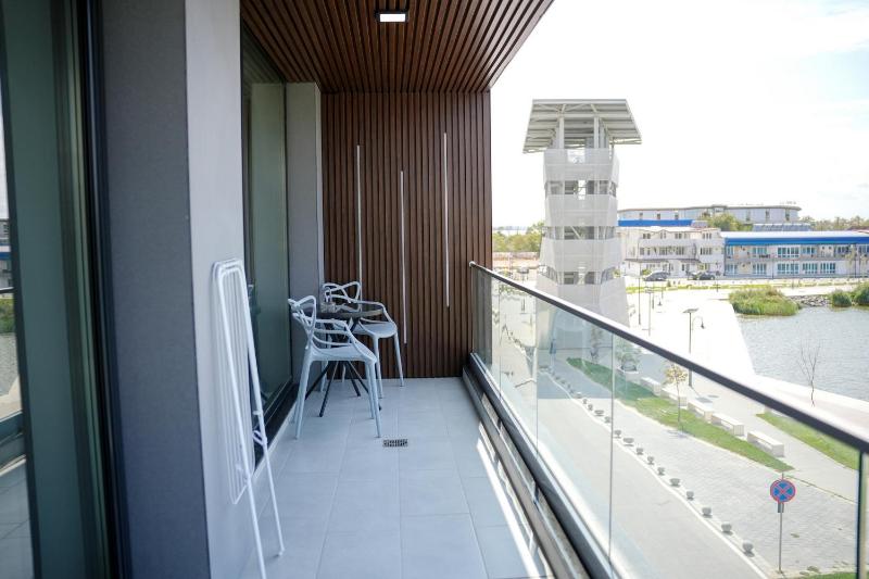 Poem Panoramic Lake View Apartments Belona Beach - image 14