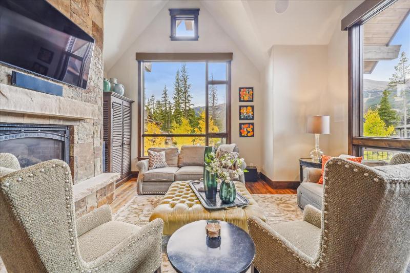 Highwoods Shock Hill Townhome Steps Away From Gondola Hot Tub - image 50