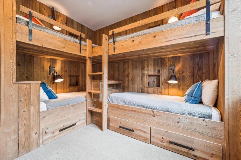Highwoods Shock Hill Townhome Steps Away From Gondola Hot Tub - image 34