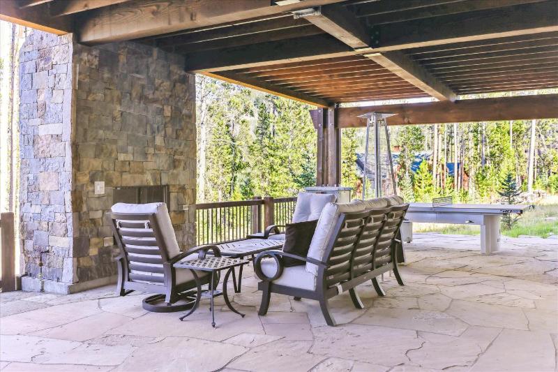 Highlands Hideaway Gorgeous Breckenridge Private Home with Private Hot Tub - image 25