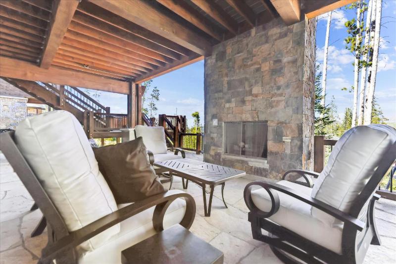 Highlands Hideaway Gorgeous Breckenridge Private Home with Private Hot Tub - image 28