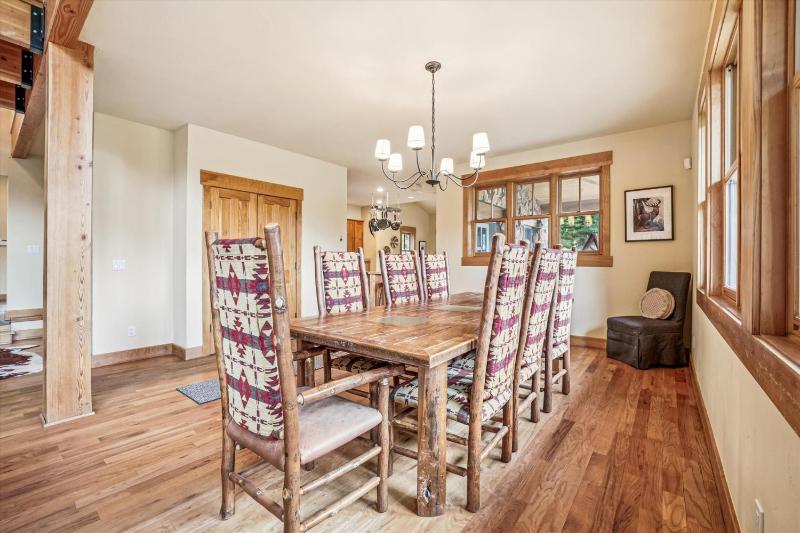 Little Bear Lodge Large Highlands Home Private Hot Tub Pet Friendly Great Views - image 32