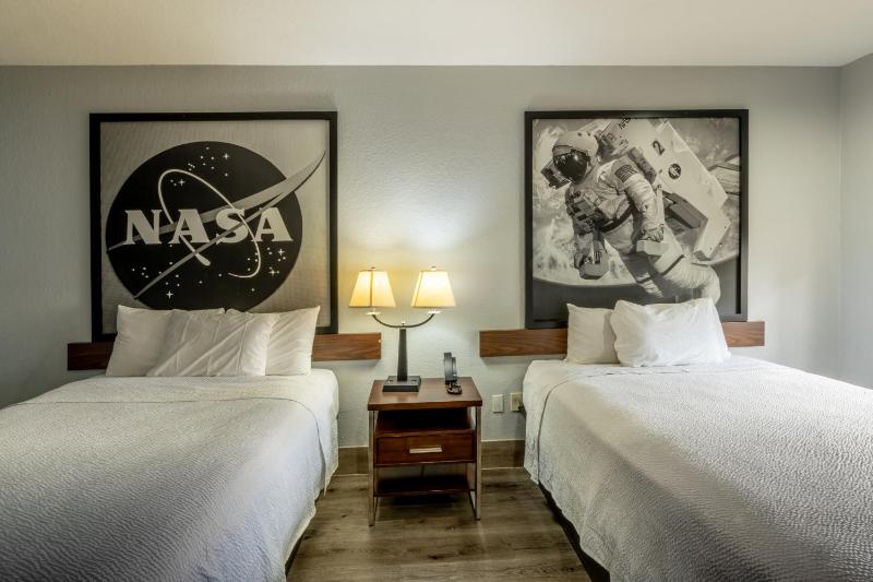 Azul Inn Houston Hobby Airport - image 17
