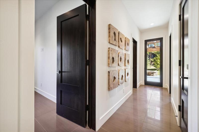 Outside the Bubble - Newer Breckenridge Home with Hot Tub and Ski Area Views - image 15