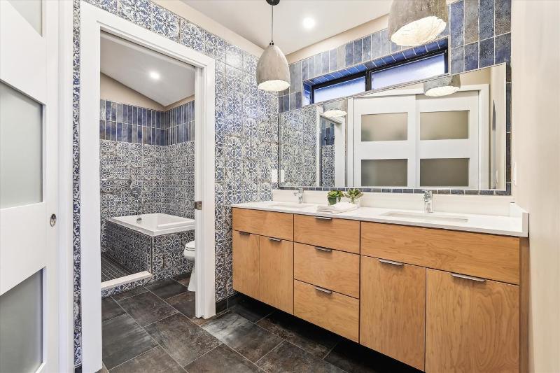 Park Forest Chalet- Pet Friendly Breck Home with Hot Tub - image 28