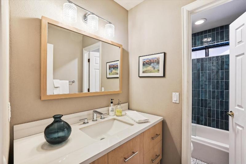 Park Forest Chalet- Pet Friendly Breck Home with Hot Tub - image 25
