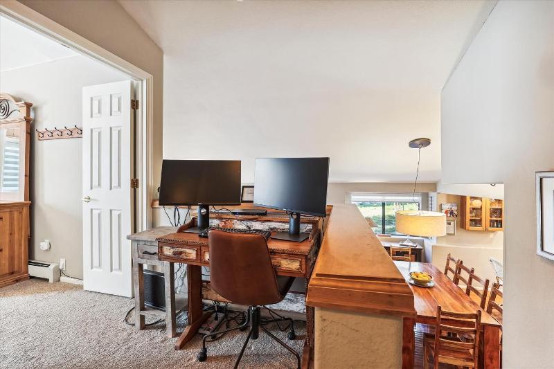Park Forest Chalet- Pet Friendly Breck Home with Hot Tub - image 49