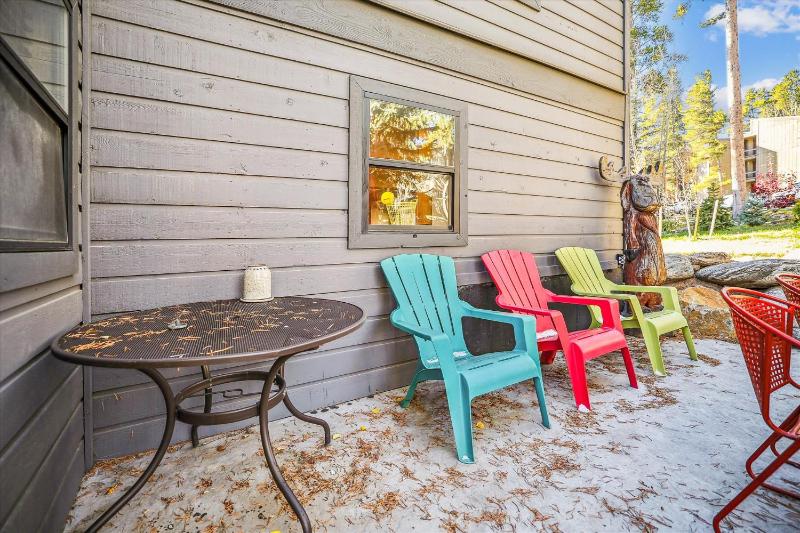 Park Forest Chalet- Pet Friendly Breck Home with Hot Tub - image 10