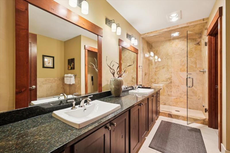 One Ski Hill Place 8516-Large One Ski Hill Place Penthouse Ski-In/Out with Spa - image 23