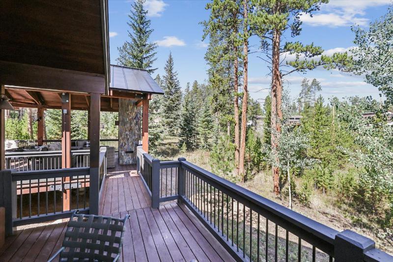 Pine Needle Lodge Private Breckenridge Home with Hot Tub - image 34